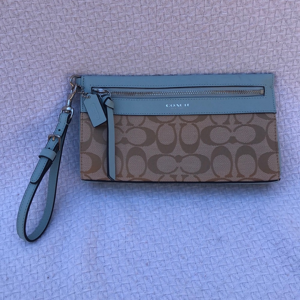 Coach wristlet purse